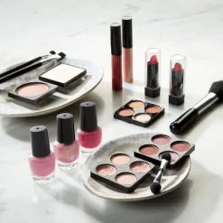 FAO SCHWARZ Vanity Makeup Studio 24 deler
