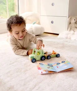 Hape The Rumbling Tractor With Sound