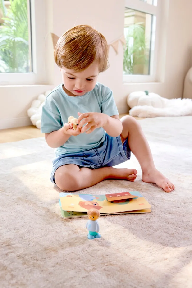 Hape The Rumbling Tractor With Sound
