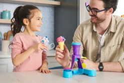Kinetic Sand Soft Serve Station