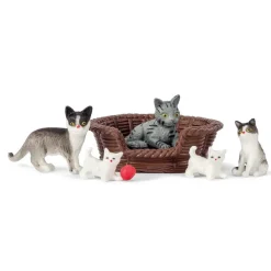 Lundby, Kattefamilie