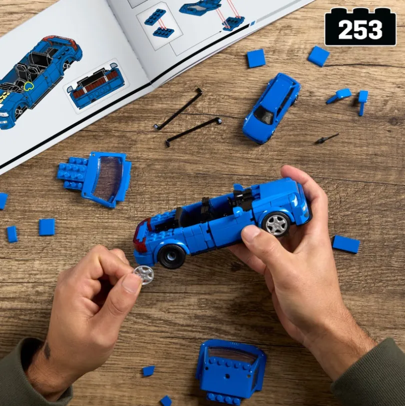 Mattel Brick Shop Speed Series Audi Avant RS2