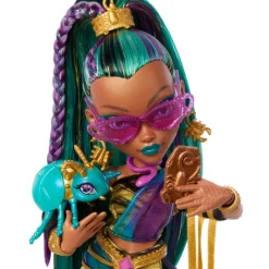 Monster High Nefera dukke