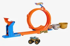 Monster Trucks Loop&Flip Trophy Challenge