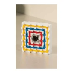 Plus-Plus Inspired, Mondrian
