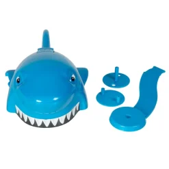 SHARK CHASE