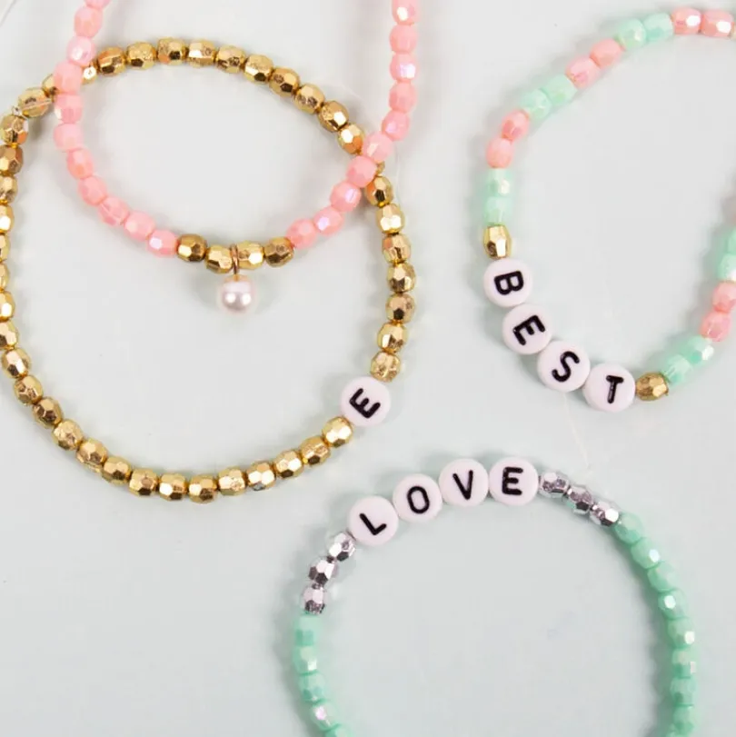 STMT Beaded Jewelry Set – Lag egne armbånd